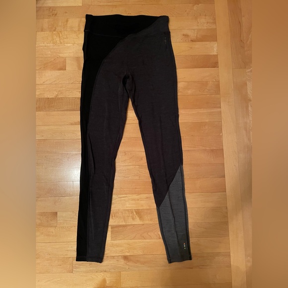 Smartwool Women’s Base Layer Leggings, size Medium - Picture 1 of 7